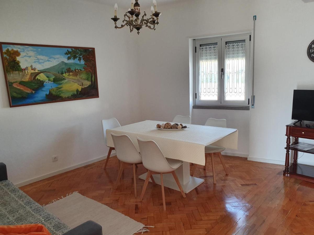 הוילה Valado de Frades Casa Da Avo Laurinda מראה חיצוני תמונה